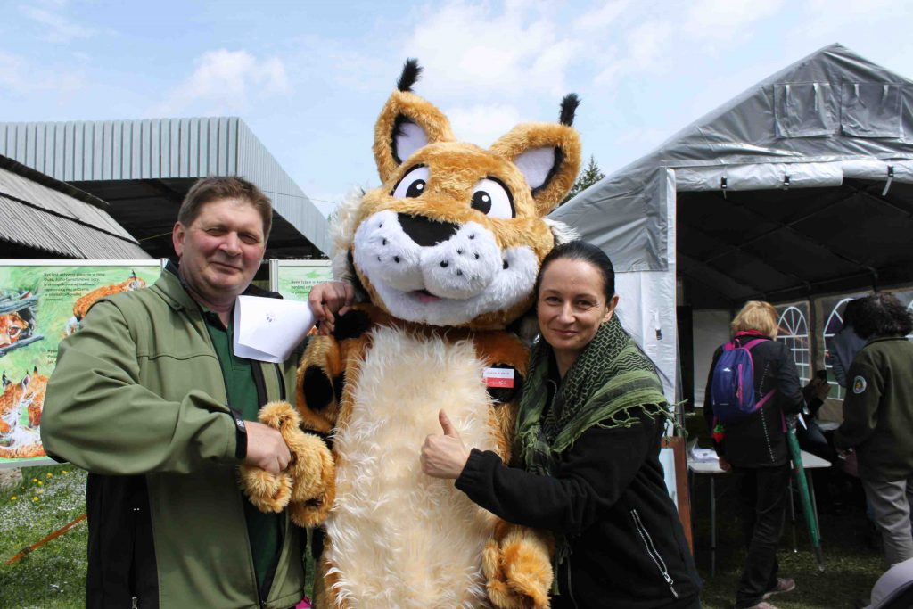 Rys ostrovid – zástupca živočíšnej ríše v logu Bieszczadzkeho národného parku.