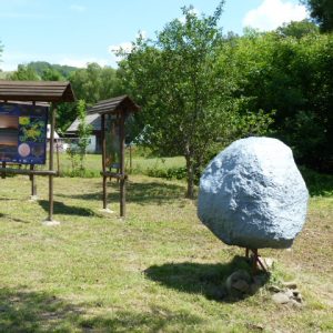 5. V ktorej dedine je takýto model meteoroidu?