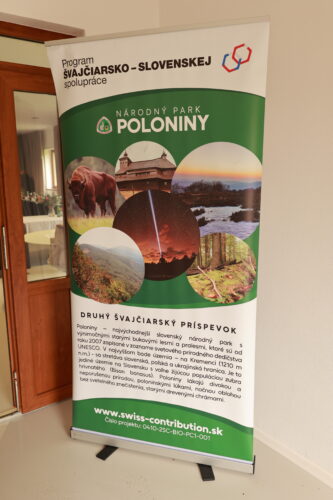 Roll-up baner NP Poloniny. Druhý Švajčiarsky príspevok.