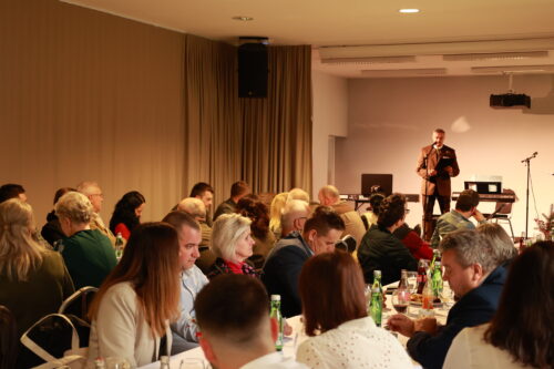 Príhovor riaditeľa Správy NP Poloniny spolu s účastníkmi seminára.