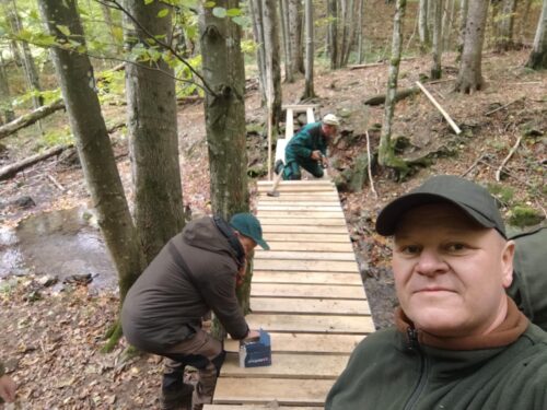 finalizácia montáže novej lávky